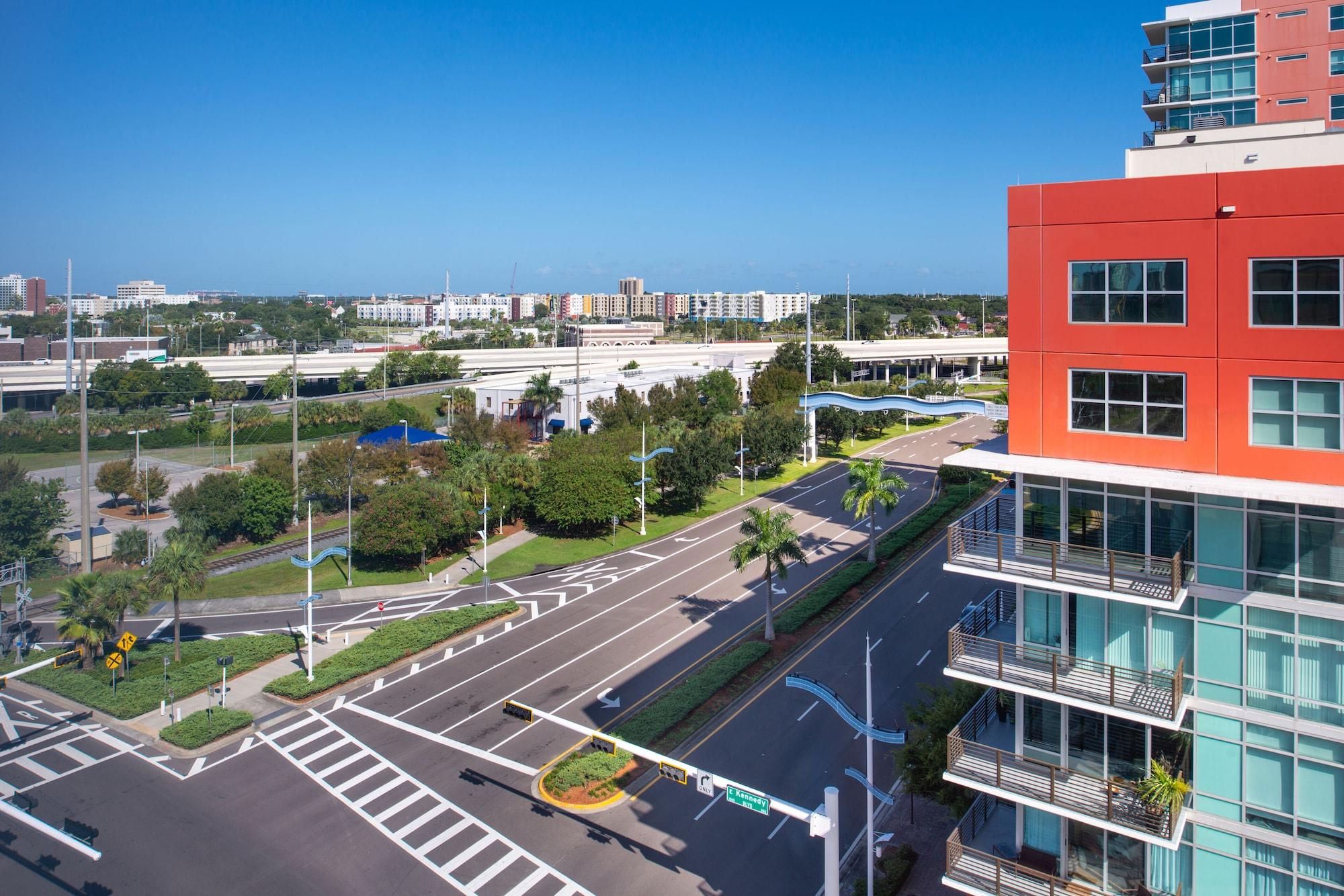 Home2 Suites By Hilton Tampa Downtown Channel District Екстериор снимка