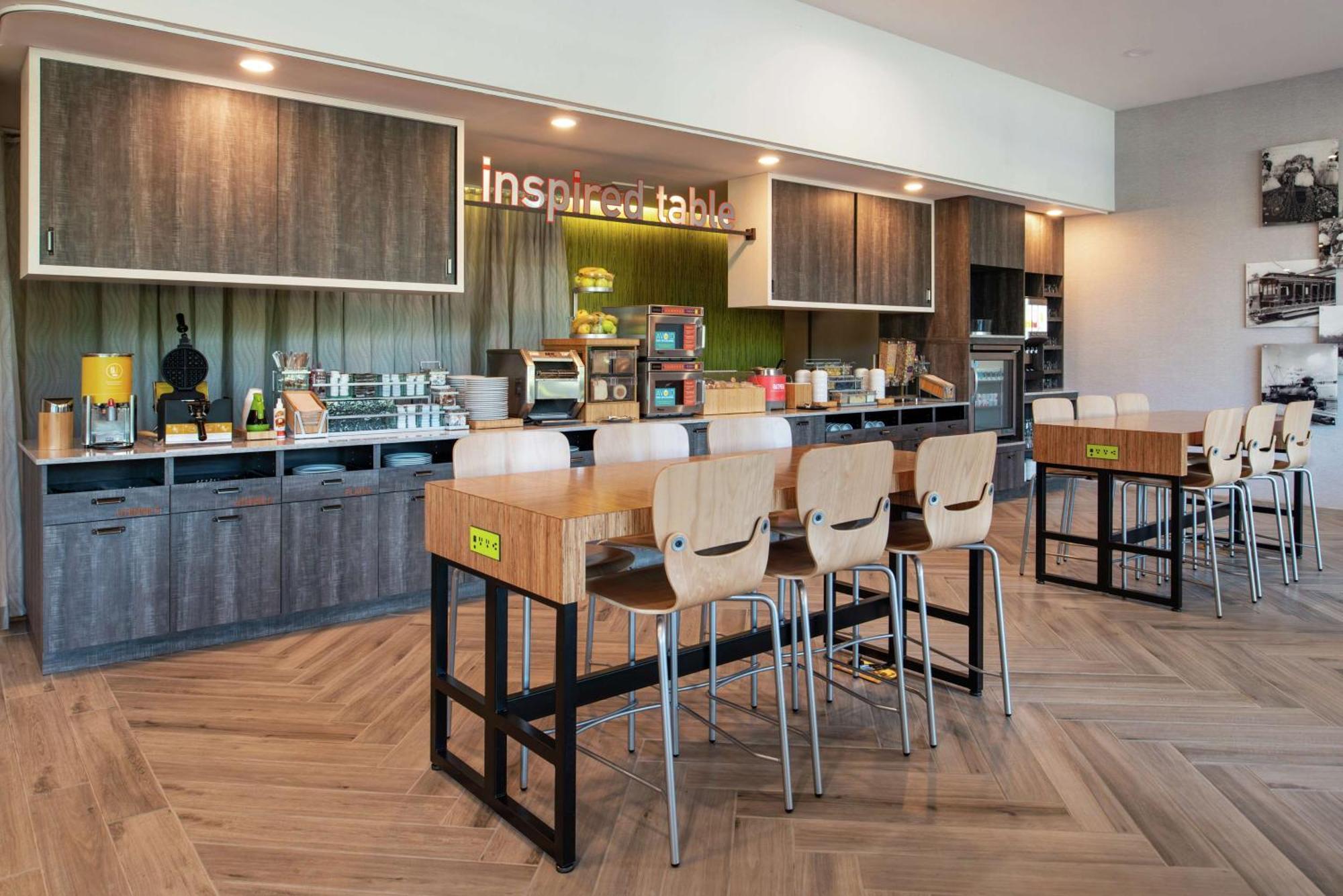 Home2 Suites By Hilton Tampa Downtown Channel District Екстериор снимка